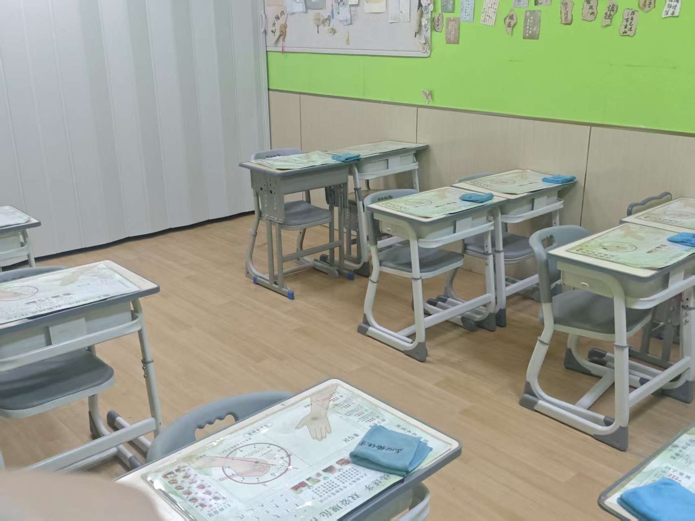 孩子学一段时间了能不能换老师|正心格练字校区环境实拍